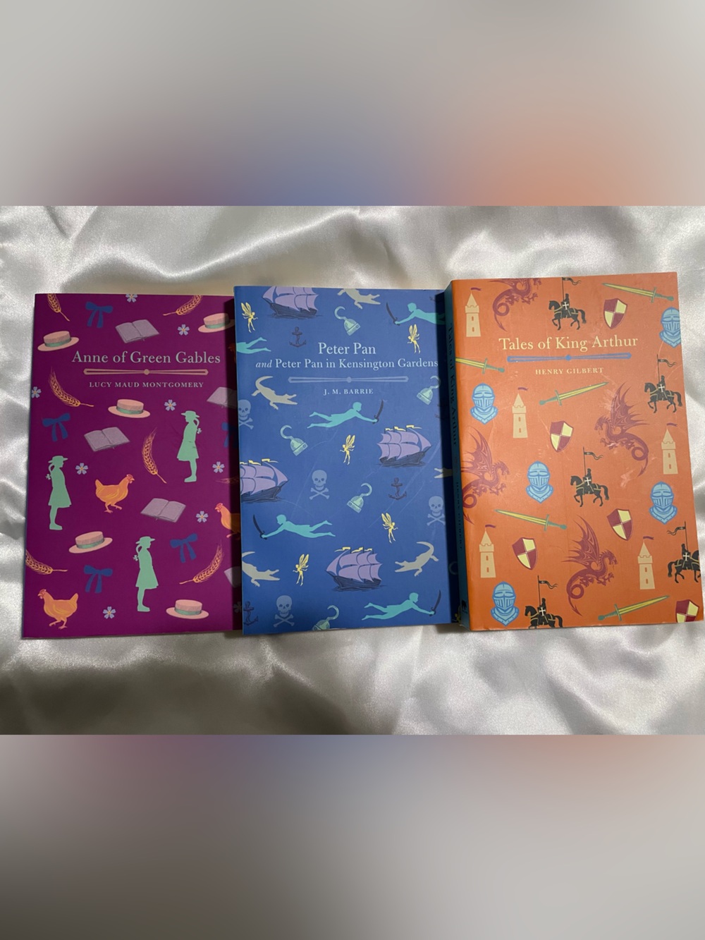 BOOKS: Childerns Classic Bundle